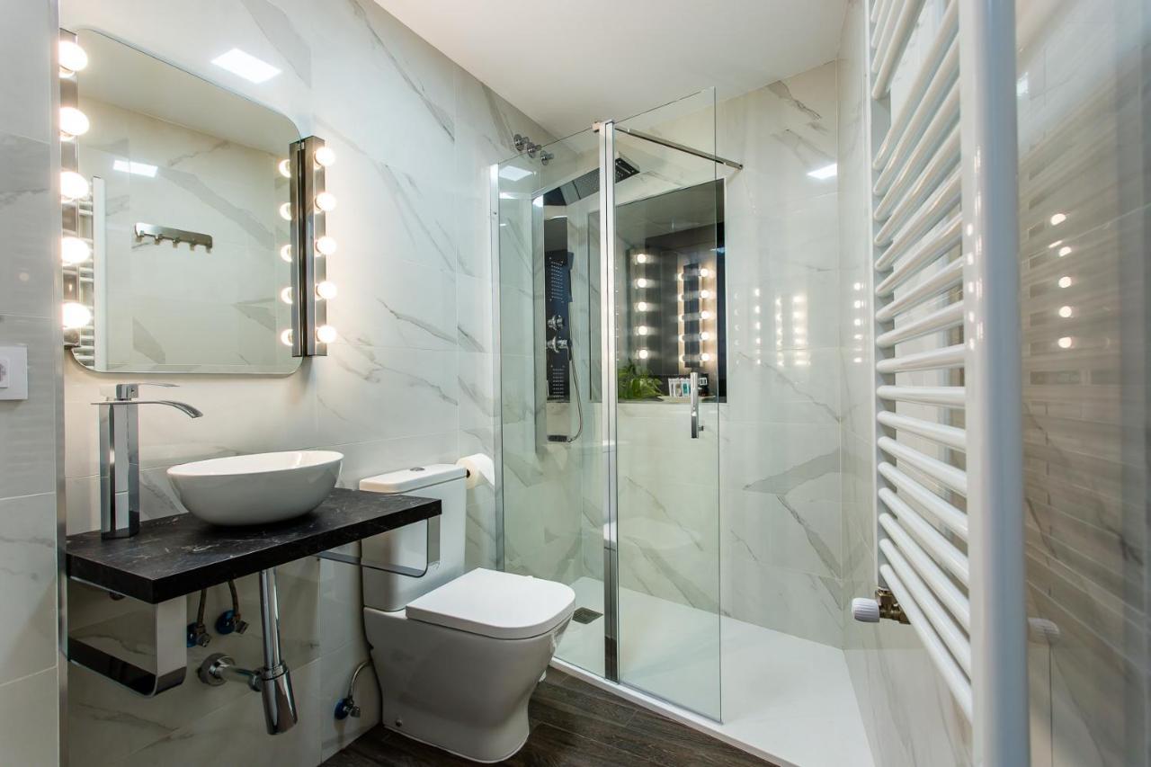 Apartamentos Hervas Suites Ngoại thất bức ảnh