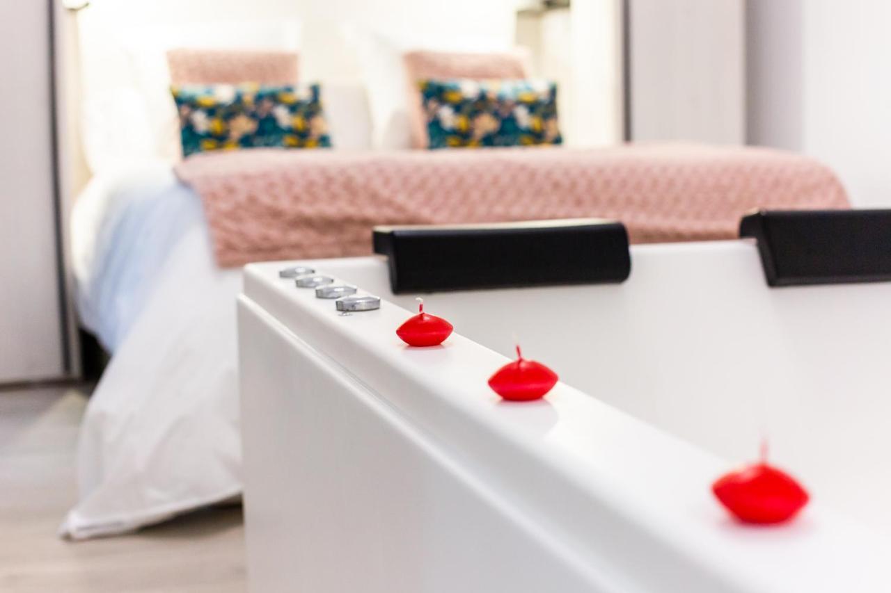 Apartamentos Hervas Suites Ngoại thất bức ảnh