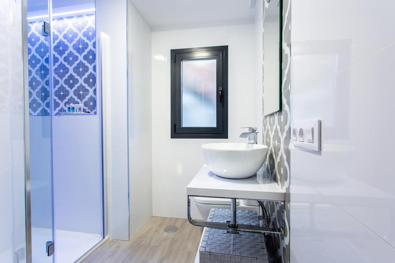 Apartamentos Hervas Suites Ngoại thất bức ảnh