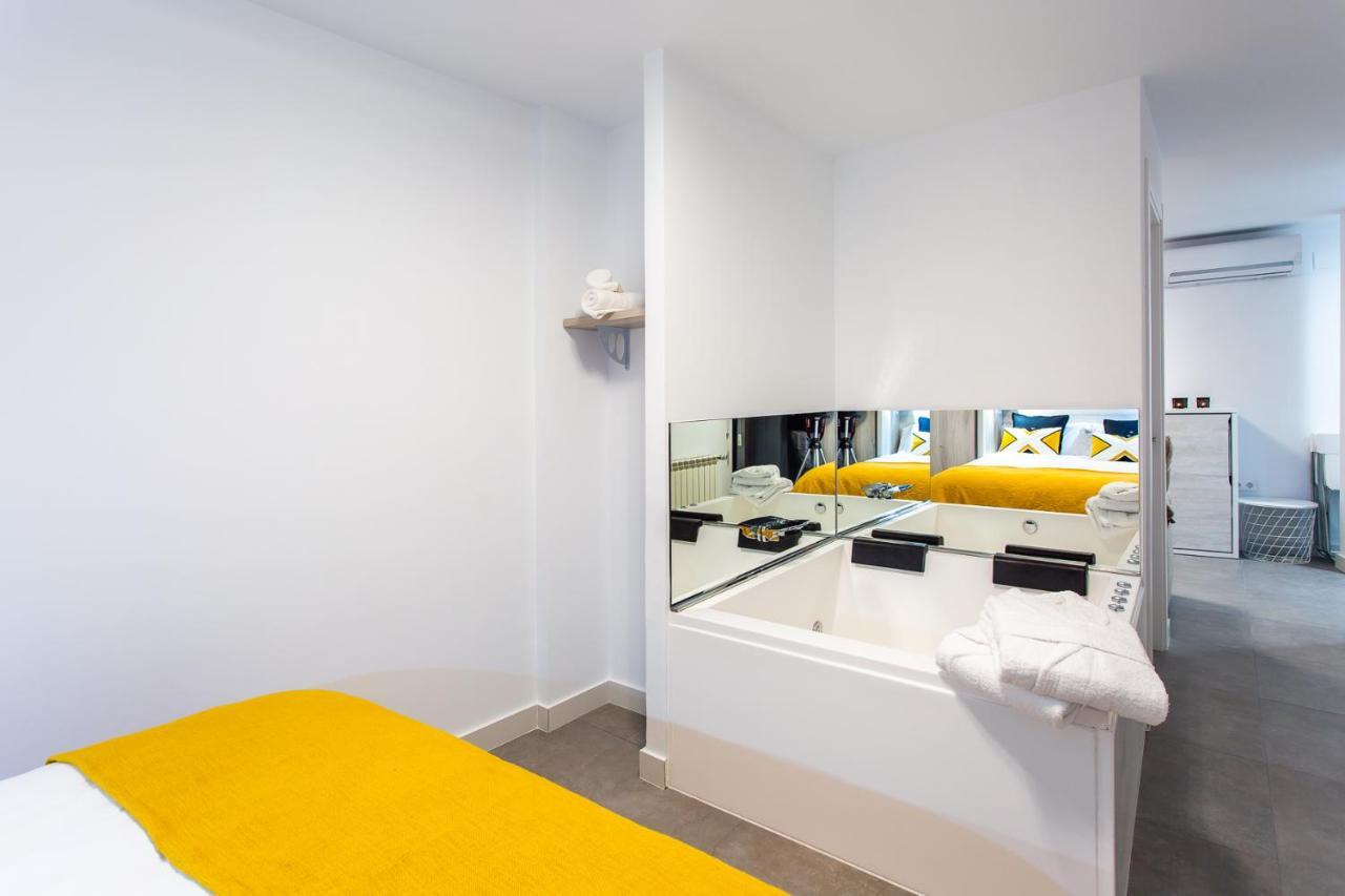 Apartamentos Hervas Suites Ngoại thất bức ảnh