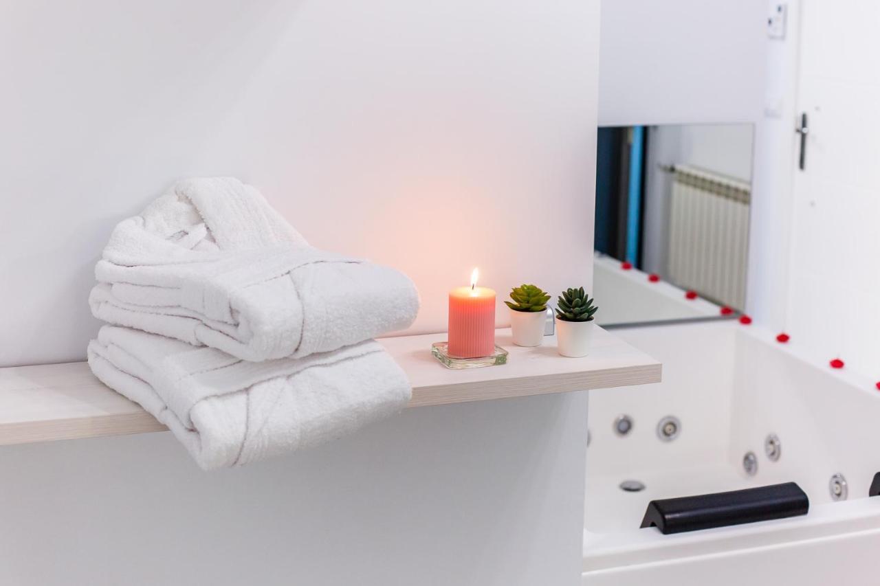 Apartamentos Hervas Suites Ngoại thất bức ảnh