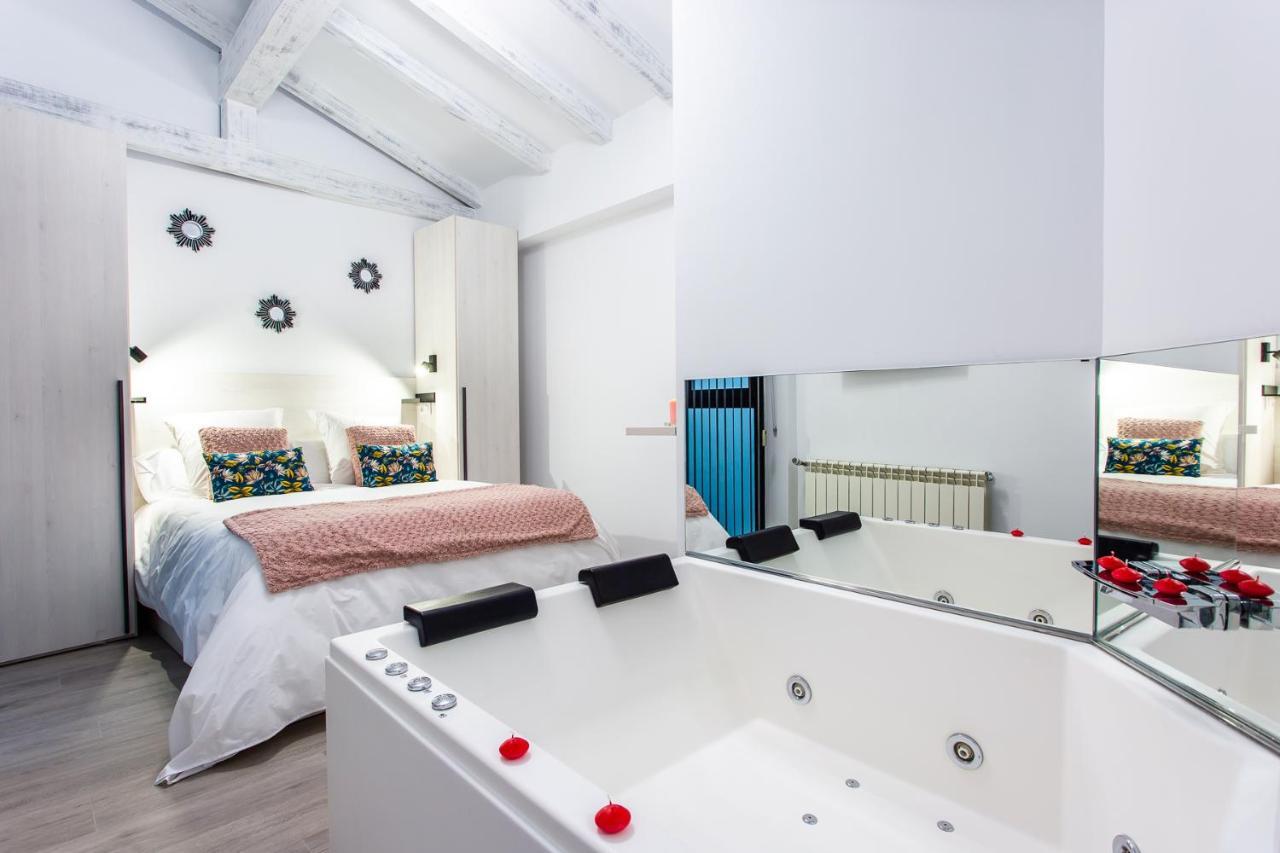 Apartamentos Hervas Suites Ngoại thất bức ảnh