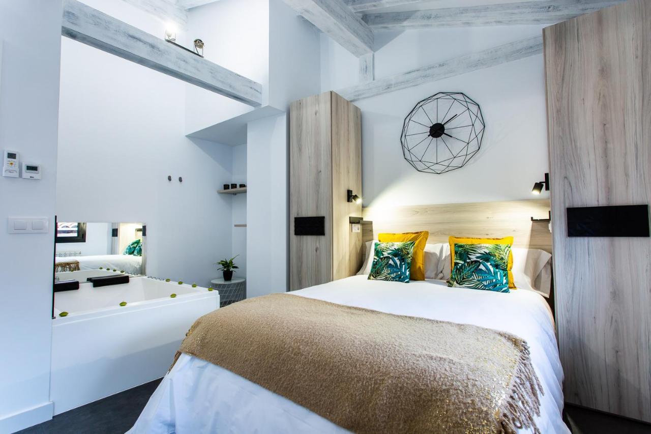 Apartamentos Hervas Suites Ngoại thất bức ảnh